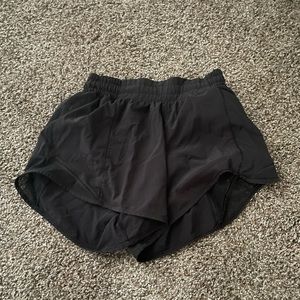 lululemon hotty hot shorts
